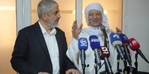 لدى إستقباله من طرف عبد القادر بن قرينة.. مشعل يثمن دور الجزائر  في دعم القضية الفلسطينية