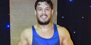 في منافسة المصارعة الإغريقية.. المصارع آدم بوجملين يهدي الجزائر ميدالية ذهبية 