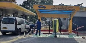 سونلغاز تشرع في تركيب محطات شحن السيارات الكهربائية وهذه الولايات المعنية..