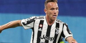 آرثر: ظننت أن ميسي يمزح