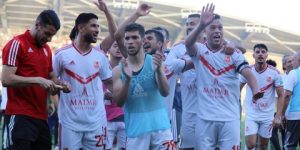 كأول فريق يتوج بأربع بطولات تواليا.. شباب بلوزداد يحرز لقبه الرابع تواليا ويصنع الاستثناء 