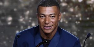 بـ 3 ورقات.. مبابي يفجر جدلا بشأن مستقبله