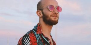 تطرح مفهوماً جديداً للموسيقى.. مُغني الراب الجزائري “رووفا” يُصدر أغنية “ناوي الحلال”