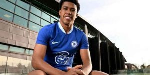 برشلونة يرغب التعاقد مع أندريه سانتوس