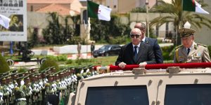 رئيس الجمهورية يترأس حفل تخرج الدفعات بالأكاديمية العسكرية لشرشال