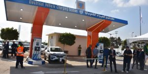 عرقاب: “سونلغاز ربطت 99 بالمائة من المناطق بالكهرباء و73 بالمائة بالغاز”