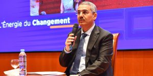 حكار: التحضير لإطلاق مشاريع بتروكيماوية جديدة