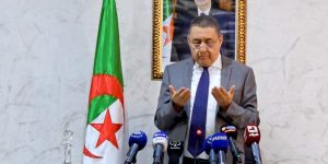 مراد يشرف على تنصيب اللجنة المتعددة القطاعات لتعويض المتضررين من حرائق الغابات