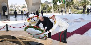 رئيس الجمهورية يترحم على أرواح شهداء الثورة التحريرية 