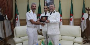 السفينة الشراعية “CHAPLIN” التابعة للبحرية الإيطالية ترسو بميناء وهران