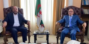 سفير الجزائر بلبنان يتباحث تطورات القضية الفلسطينية مع ممثل حركة حماس