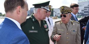 الفريق أول شنقريحة يطّلع على آخر منتجات صناعة الطيران العسكري في روسيا