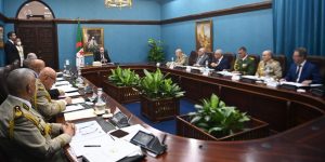 رئيس الجمهورية يترأس اجتماع المجلس الأعلى للأمن