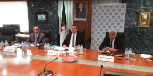 عرقاب.. الجزائر تلتزم بقرار التخفيض الطوعي لإنتاج البترول