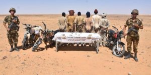 كشف وتدمير 19 مخبأ للجماعات الإرهابية تحتوي على متفجرات