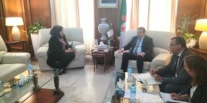 عرقاب يقرر تفعيل شرطة المناجم بعد تجاوزات في نقل منتجاتها