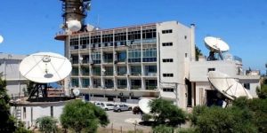 تقطعات بث القنوات ذات المحتوى الجزائري على قمر “أوتلسات 7 وا” سببه التقلبات الجوية