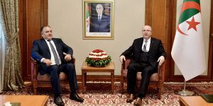 الوزير الأول يستقبل سفير الجمهورية اللبنانية بالجزائر