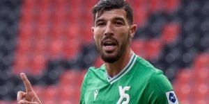 محيوص يفتتح رصيده التهديفي مع ناديه الجديد