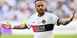 الهلال يغري نيمار براتب خيالي