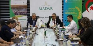 مجمع “مدار القابضة” يمول 10 منح دراسية لناجحي الباك بالمدرسة العليا الجزائرية للأعمال