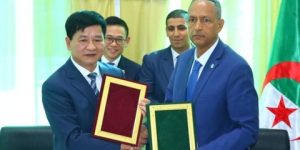 باتنة توقع اتفاقيات شراكة مع ولاية “ديان بيان فو” الفيتنامية