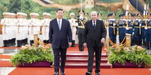 الرئيس تبون يعزي نظيره الصيني إثر الفيضانات والانهيارات الأرضية التي عرفتها بلاده