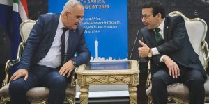 فايد يمثل الرئيس تبون في قمة “بريكس” بجنوب إفريقيا