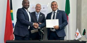 توقيع اتفاقية شراكة بين ألجيريا فانتشر وحاضنة أعمال جنوب إفريقية 