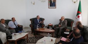 شرفة يؤكد مرافقة قطاعه للمتعاملين الاقتصاديين