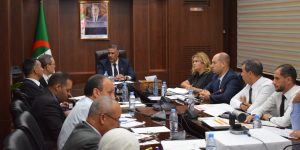 وزير السكن يشدد على التكفل الآني والمستمر للمشاكل التي تواجه قاطني أحياء “عدل”