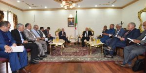 وزير المجاهدين يشرف على اجتماع تنسيقي مع المنظمة الوطنية لأبناء الشهداء