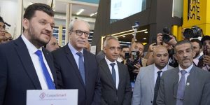 ربط 3.5 مليون عائلة بالأنترنت الثابت.. أكثر من 15 مليون بطاقة بنكية وذهبية في السوق الوطنية