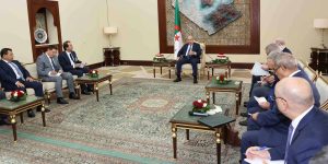 الرئيس تبون يستقبل المكتب الموسع لمجلس تجديد الاقتصاد الجزائري