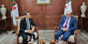 بلمهدي يستقبل سفير جمهورية سنغافورة بالجزائر