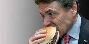 جديد الطب.. تحذير من الإفراط في تناول اللحوم والأجبان فوق سن الـ 50