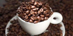 جديد الطب.. 3 فناجين من القهوة في اليوم تخفض احتمال الوفاة بسبب أمراض القلب والسكري