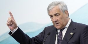 وزير الخارجية الايطالي يجدد دعم بلاده لمبادرة الرئيس تبون لحل أزمة النيجر