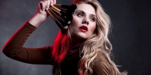 جمال وأناقة.. أفضل النصائح التجميلية كي تصغري 10 سنوات باستخدام الماكياج