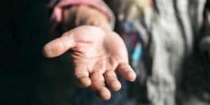 ظاهرة التسول … الأسباب والعلاج