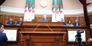 مجلس الأمة يصادق على القائمة الإسمية لنواب صالح قوجيل