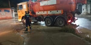 سيدي بلعباس.. امتصاص مياه الأمطار الرعدية وفتح البالوعات عبر عدة بلديات