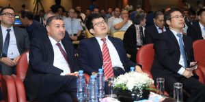 رجال أعمال صينيين يبحثون فرص الاستثمار في القطاع الصناعي بوهران