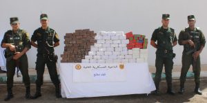 إحباط محاولات إدخال أكثر من9  ناطير من الكيف المعالج عبر الحدود المغربية