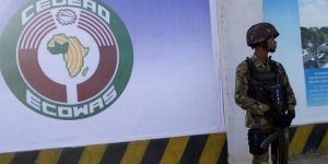 وزير خارجية بازوم: “إكواس” تستعد للتدخل العسكري بالنيجر