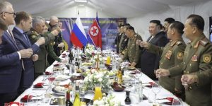 كوريا الشمالية وروسيا تنقلان العلاقات العسكرية إلى “ذروة جديدة”