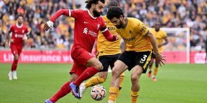 آيت نوري يصاب خلال لقاء فريقه أمام ليفربول 