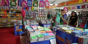 معرض الدخول المدرسي بالعاصمة.. توفير مستلزمات مدرسية من المنتج إلى المستهلك بأسعار تنافسية