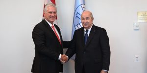 رئيس جمهورية كوبا يهنئ الرئيس تبون ويؤكد على تقوية العلاقات التاريخية