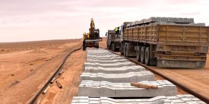 خط السكة الحديدية بشار- تندوف.. مشروع واعد لدفع التنمية الإجتماعية الإقتصادية 